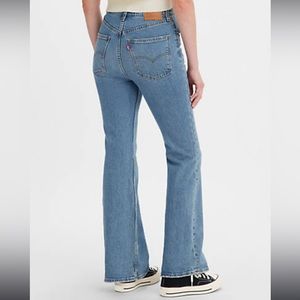 Levi’s 70’s High Flare Jeans - Size 29